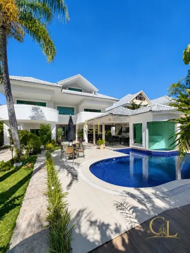 Casa na Barra da Tijuca  condomínio Quintas do Rio  04 suítes.