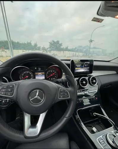 Mercedes-Benz C-250 Avantgarde 2.0 TB 211cv Aut. 2017