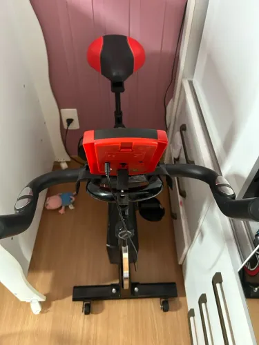 Bicicleta ergométrica spinning