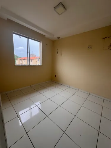 Apto a venda em condomínio na FORQUILHA