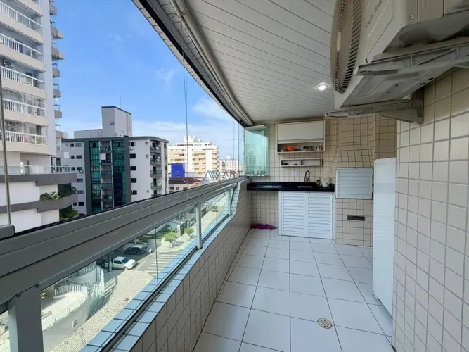 Apartamento à venda em Praia Grande na Guilhermina com 3 dormitórios