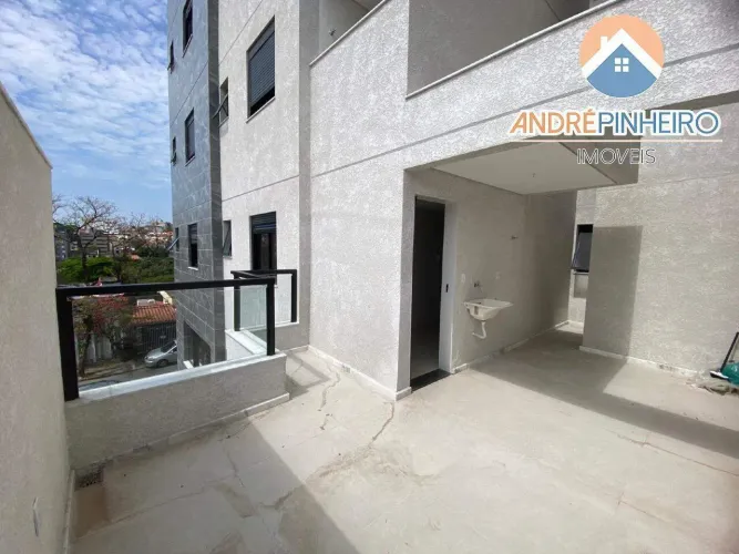 Apartamento Garden 3 quartos (1 suíte) com 2 vagas em Itapoã, BH | R$ 899.000