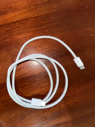 Cabo do iPhone tiipo modelo 15 pra cima !