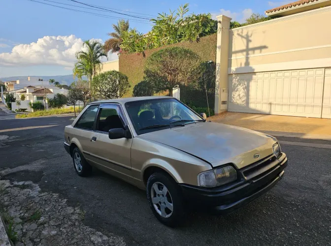Ford Escort L/lx 1.6 1988