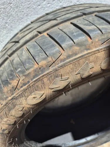 Par de Pneus Firestone F-600 205/55 R16
