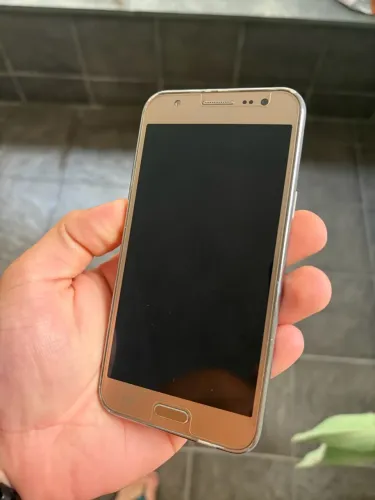 Samsung J5