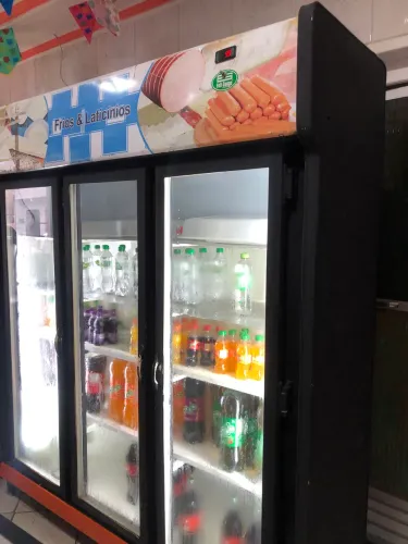 Vende-se freezer vertical