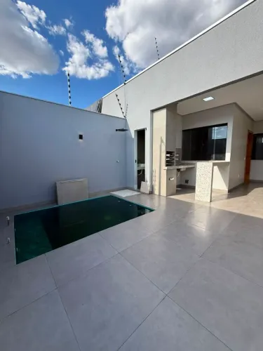 CASA COM PISCINA PARA LOCAÇÃO - PARQUE DOS CARAJÁS