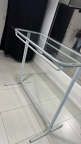 Móveis para loja de roupa