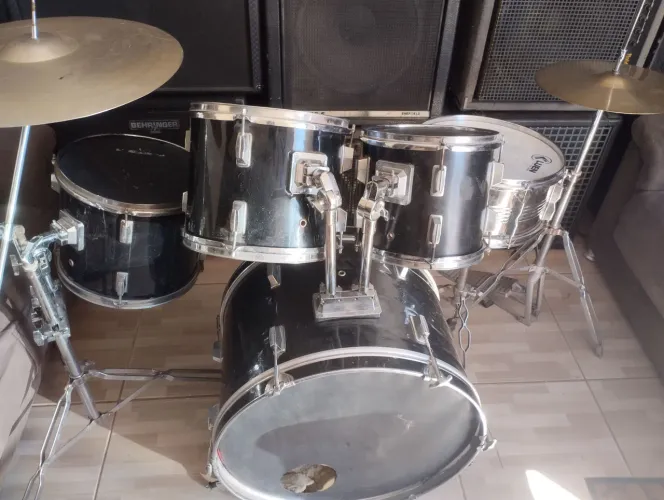Bateria completa com banco