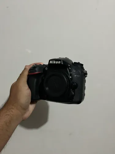 Nikon D7100 em ótimo estado na caixa original