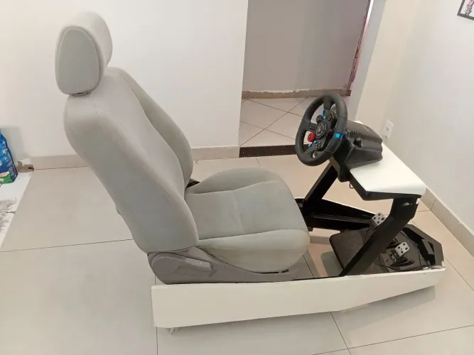 Volante Logitec g29 + pedais + câmbio de marcha + cockpit personalizado