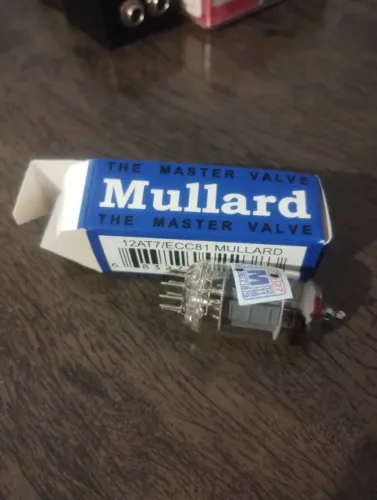 Válvula Duplo Triodo 12at7 Ecc81 - Mullard - Como Nova!