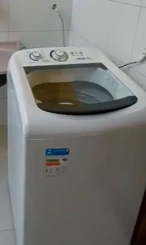 MÁQUINA DE LAVAR ROUPA EM ÓTIMO ESTADO DE CONSERVAÇÃO E FUNCIONAMENTO 12KG CONSUL