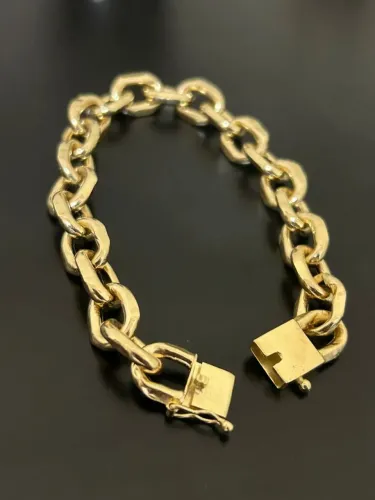 Pulseira cadeado de ouro 18