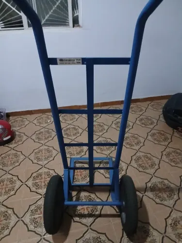 Carrinho de carga, como novo, em Anápolis
