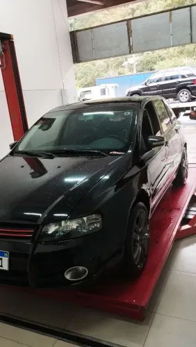 Fiat Stilo Dualogic 1.8 Sporting Flex 8V 5P 2010