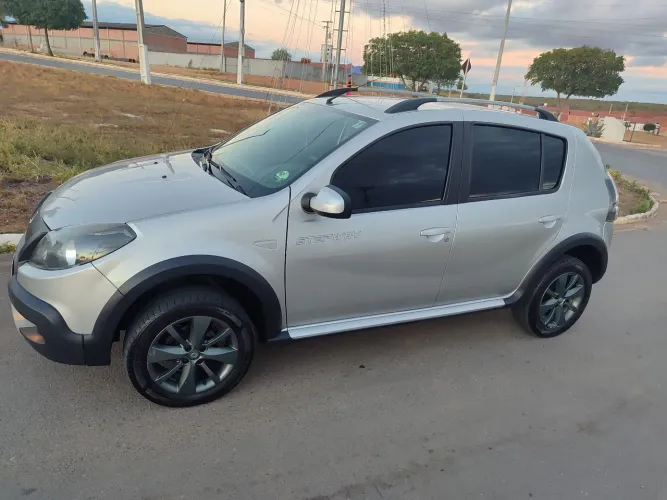 Renault Sandero Stepway Hi-power 1.6 8V 5P 2014