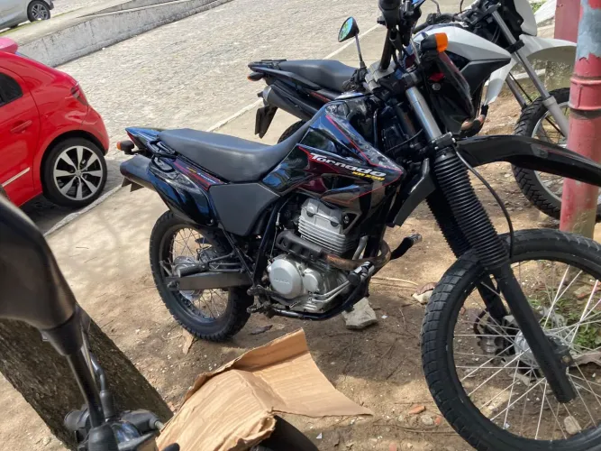 Moto em ótimas condições