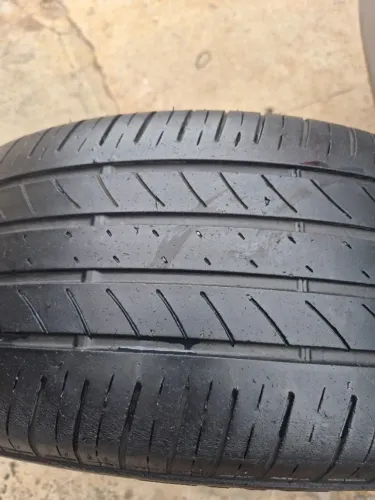 Vendo 02 pneus aro 17 215/50 91 Bridgestone Turanza original do Civic Valor R$ 280.00 