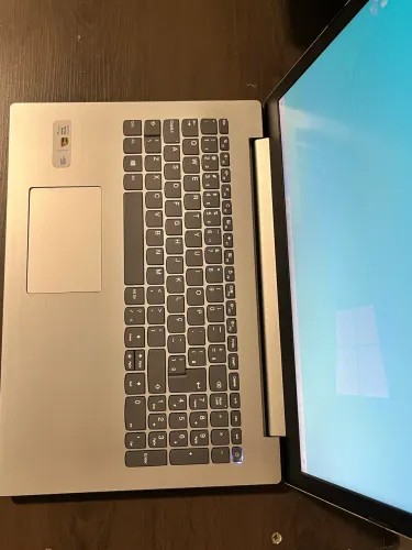 Notebook Lenovo Ideapad Prata - Intel i3 (7ª Gen) | 4GB RAM | SSD 120GB (Super Rápido) |