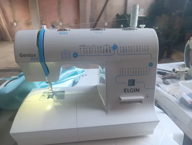 Máquina Elgin plus 