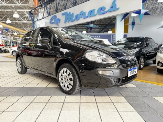 Fiat Punto Attractive 1.4 Fire Flex 8V 5P 2014