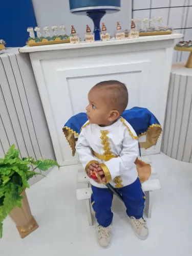 Roupa Rei príncipe realeza