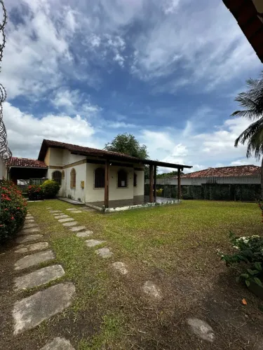 Térrea para venda possui 600 metros quadrados com 3 quartos em Centro - Salinópolis - PA