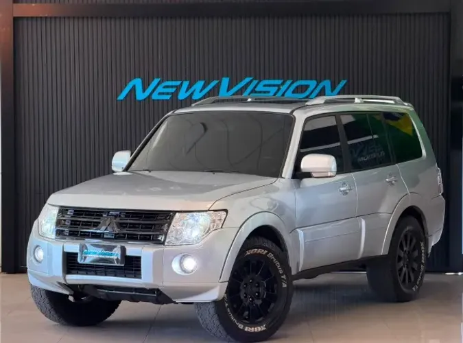 Mitsubishi Pajero HPE Full 3.2 4X4 T.i.dies. 5P AUT 2008