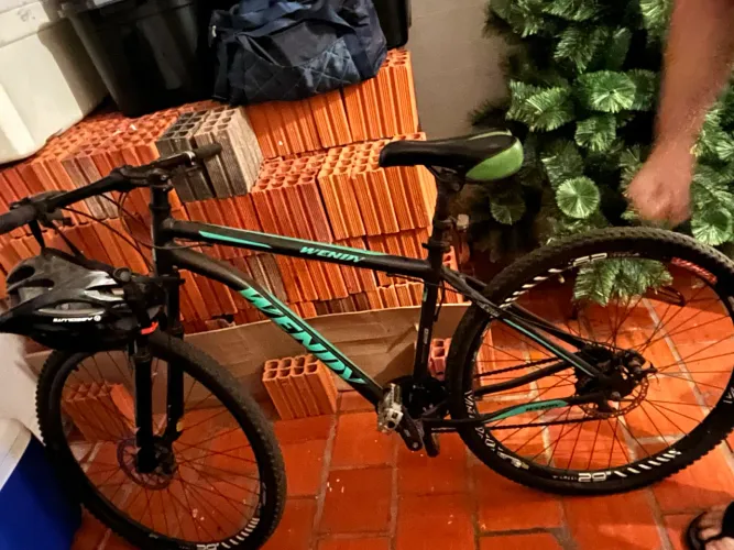 Bike aro 29 - com capacete