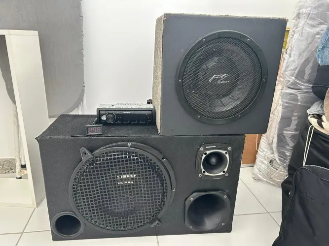 Som de Carro 1600 W