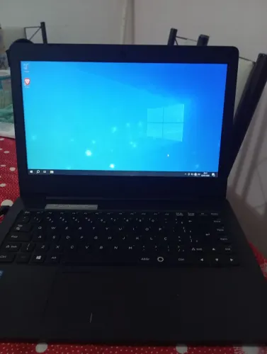 Vendo notebook positivo Stilo
