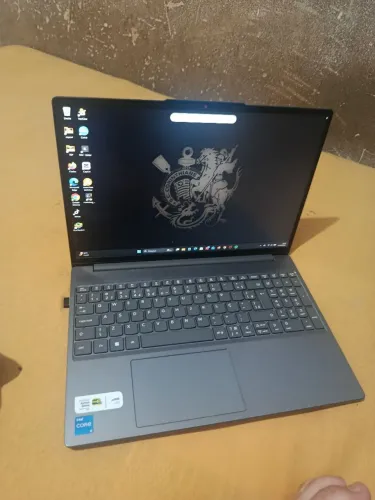 Notebook Lenovo IdeaPad Slim 3 15IRH10 i5-13420H | 16GB RAM | SSD 512GB | Estado de Novo