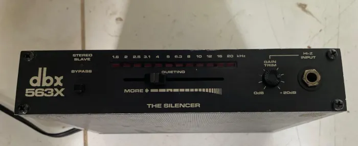DBX 563 - The Silencer - Compressor/ Noise Reduction