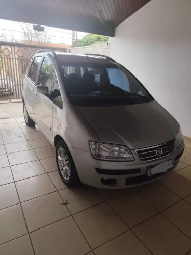 Fiat Idea ELX 1.8 MPI Flex 8V 5P 2010
