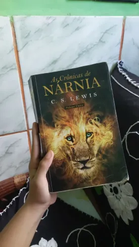 Livro As Crônicas de Narnia