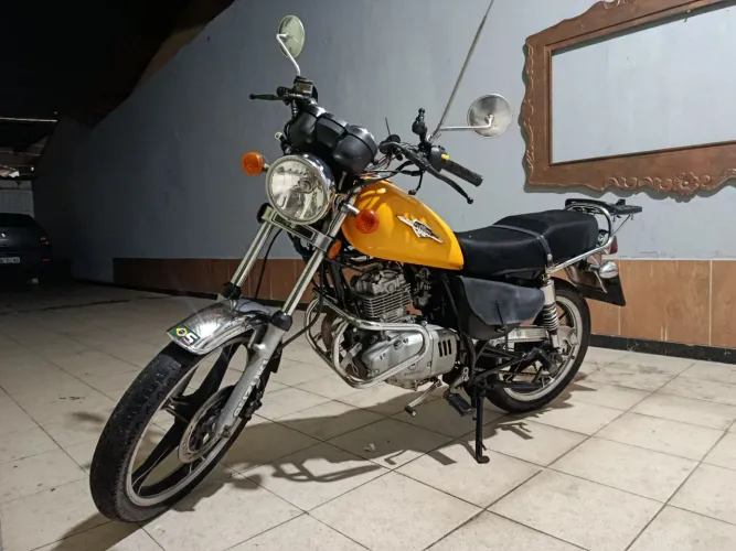 Intruder 125