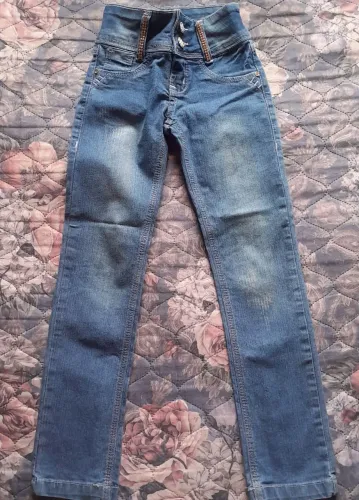 Calça jeans menina tamanho 6