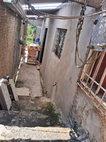 Vendo casa 5 cômodos 