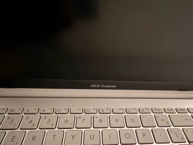 VENDO NOTEBOOK Asus- Novo