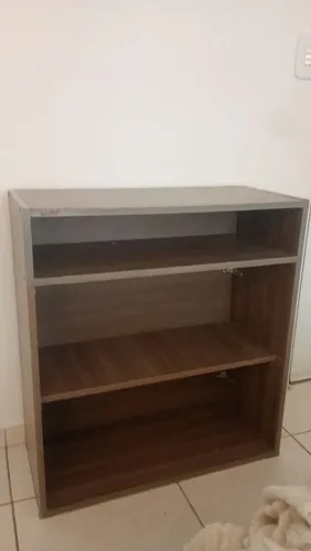 Doação de porta, tábua de armário e armário marrom