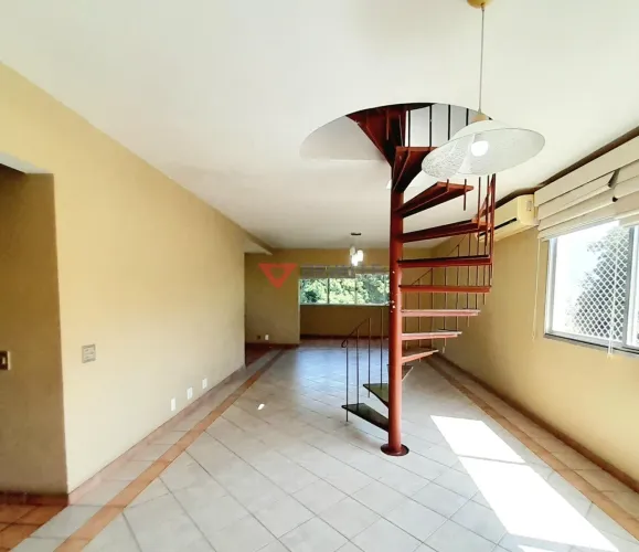 Cobertura à Venda em Botafogo RJ, 268m², 3 Quartos, 1 Suíte