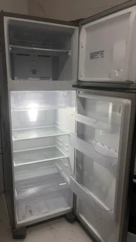 Geladeira 310 litros 