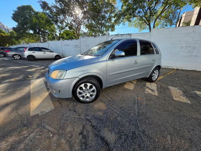 Chevrolet Corsa Hat. Maxx 1.4 8V Econoflex 5P 2012
