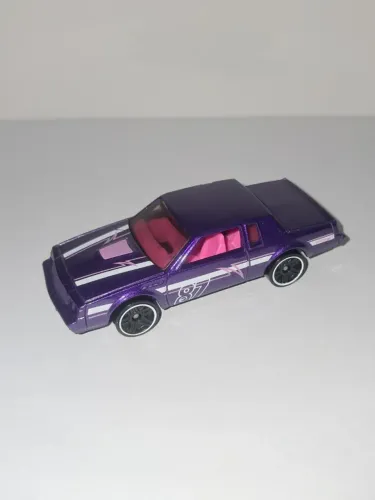 87 Buick Regal GNX (TH) - HotWheels