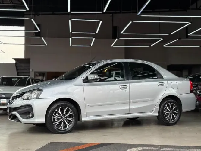 Toyota Etios Platinum Sed. 1.5 Flex 16V 4P Aut. 2019
