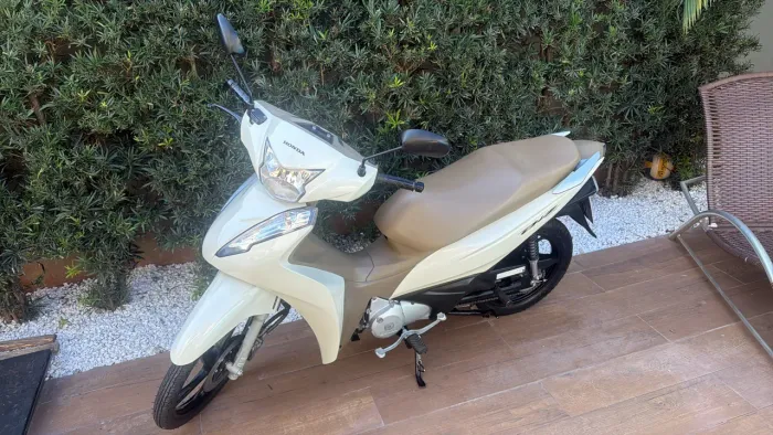 HONDA Biz 125 - Ano 2021 