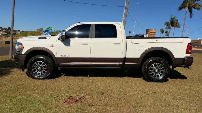 RAM 3500 2024 THOTONE