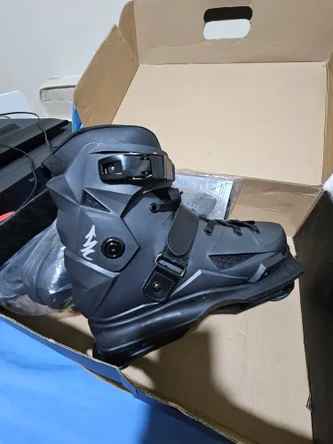 Patins Street Traxart 43/44 Na Caixa